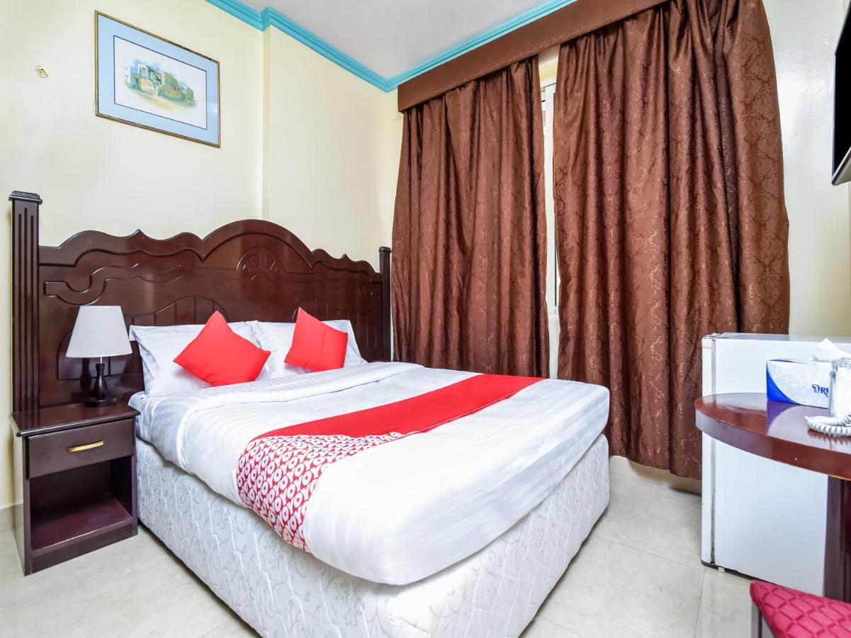 Oyo 170 Roy Sand Hotel Dubái Exterior foto